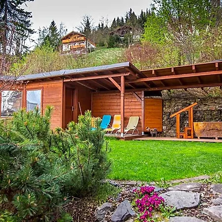 Happy House & Sauna 4*