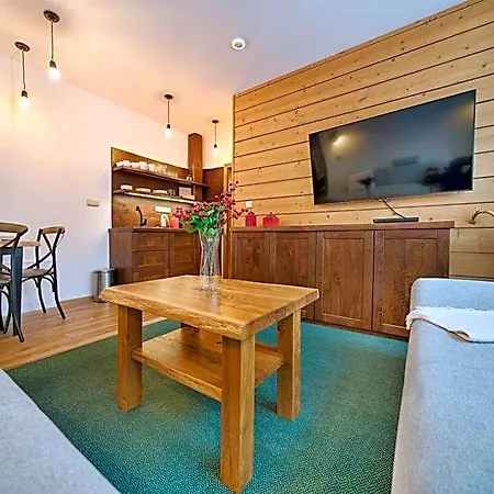 Happy House & Sauna 4* Bedřichov